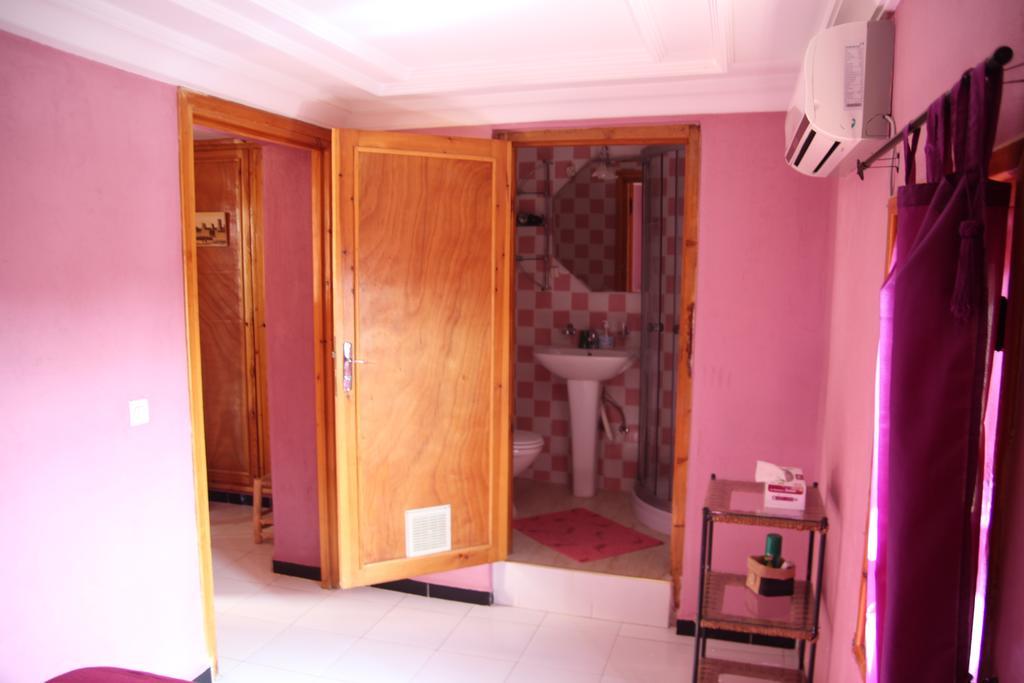 Maison D'Hotes Dar El Nath วาร์ซาเซต ภายนอก รูปภาพ